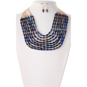 TRANSCLUCENT STATEMENT NECKLACE